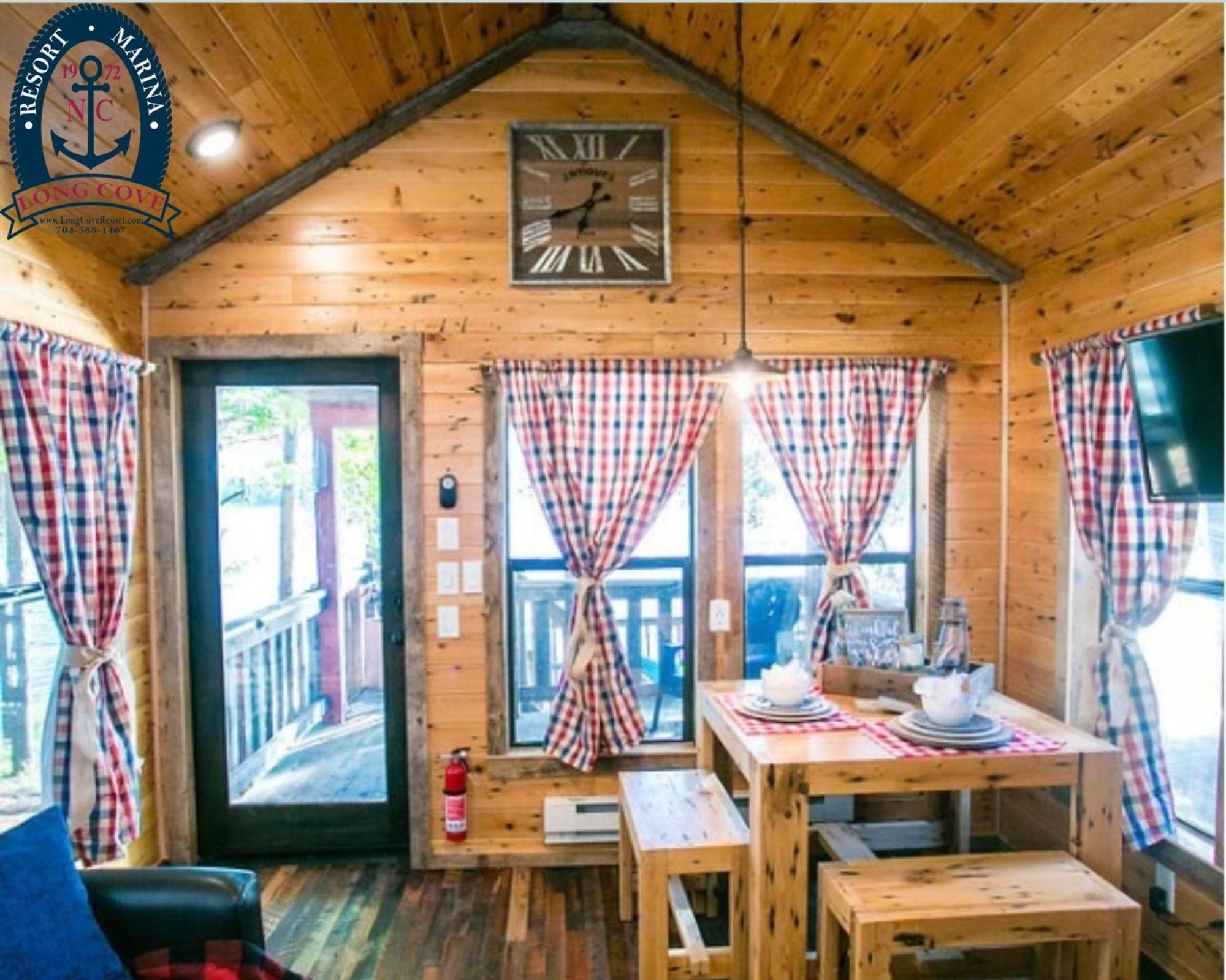 Long Cove Resort And Marina Lake Wylie Room photo